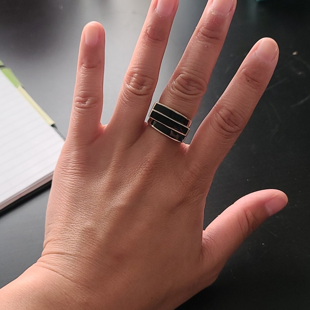 10/4 STERLING SILVER RING - Picture 8 of 9